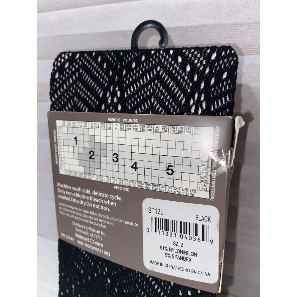 Secret Treasures 1 pair size 2 Fashion Tights Geometric Black Brand New!